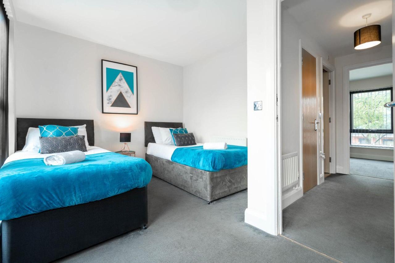 City Centre Townhouse - 3 Bedrooms - Garage - Parking - Top Rated Birmingham Dış mekan fotoğraf